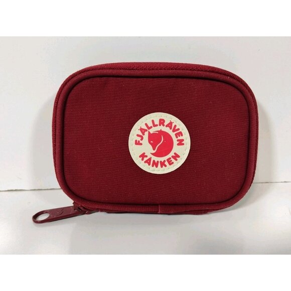 Fjallraven Kanken Card Wallet Ox Red Zip Closure 4.5x3.5 Coin - Picture 1 of 3